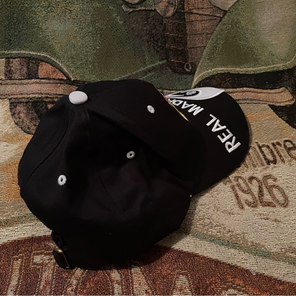 REAL MADRID Futbol Soccer Club Adult Cap Embroidered Adjustable 100% Cotton NEW - Picture 8 of 10